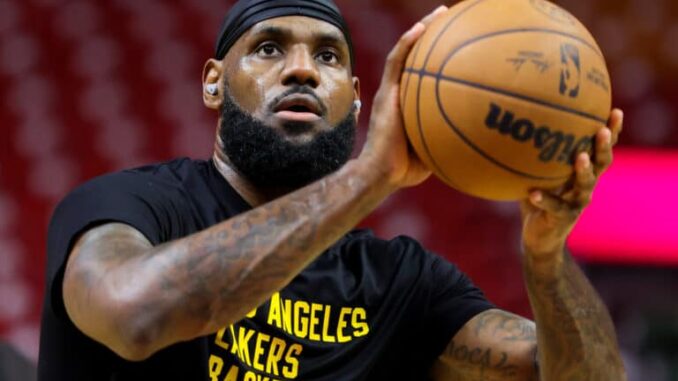 Lebron-James-8-768x512