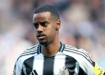 Alexander Isak ‘upset’ as Newcastle refuse £120m Liverpool transfer talks.