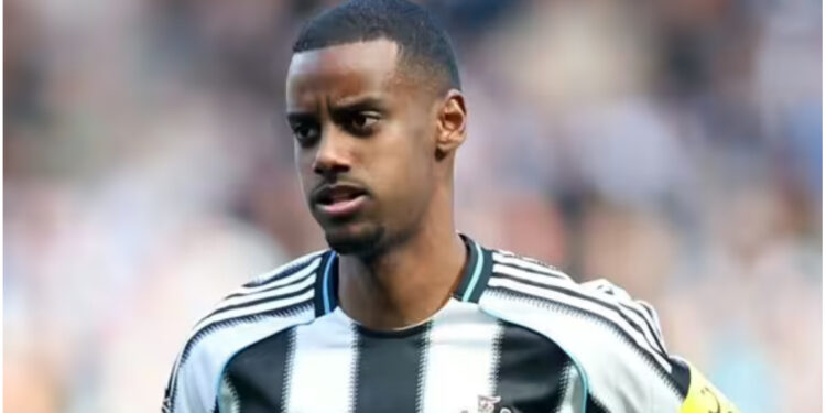 Alexander Isak ‘upset’ as Newcastle refuse £120m Liverpool transfer talks.