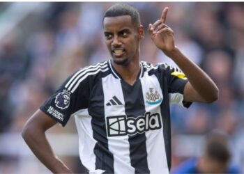 Liverpool transfer news as Alexander Isak offer ready and Darwin Nunez gets new exit route.